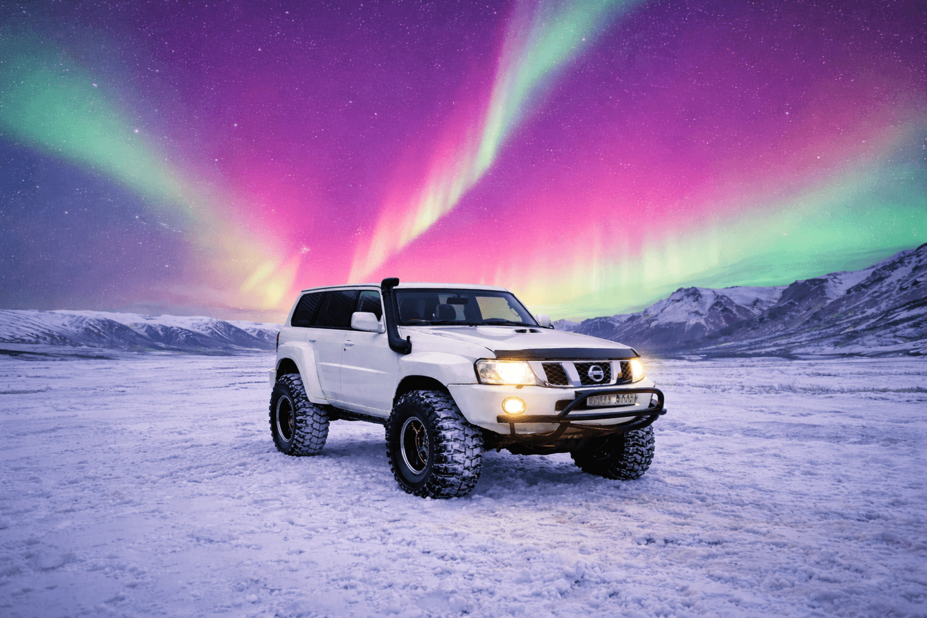 Northern Lights Super Jeep Tour with Hot Chocolate and Photos: supplier photo 2