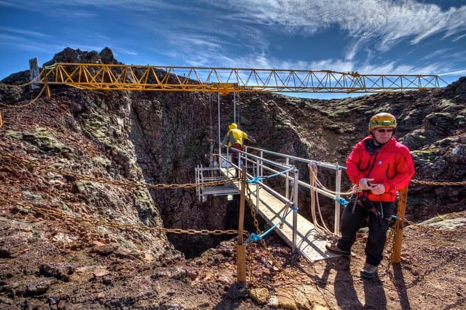 Inside the Volcano: Small-Group Tour and Lava Field Hike: supplier photo 2