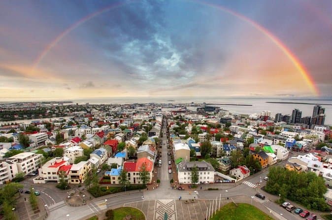 Reykjavik Excursion & Blue Lagoon. Private Day Tour: supplier photo 2