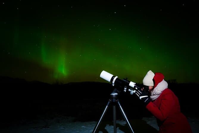 Northern Lights and Stargazing Small-Group Tour with Local Guide: supplier photo 2