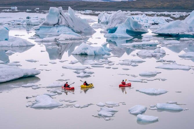 Glacier Lagoon Kayaking Adventure in Skaftafell Iceland: supplier photo 2