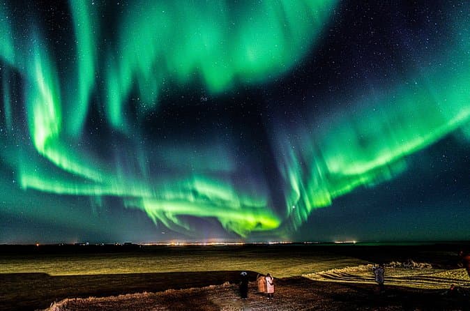 Reykjavik Northern Lights Small-Group Hunt – Max 19 Guests: photo supplied by the booking partner