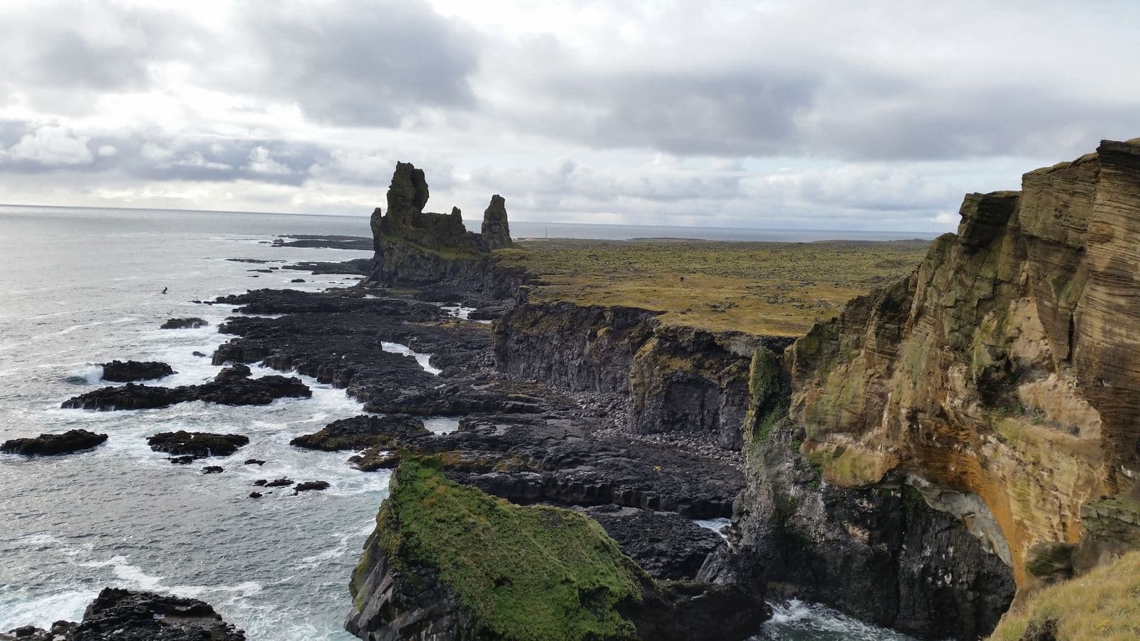 Private Snaefellsnes Tour from Reykjavik by Jeep or VClass: supplier photo 2