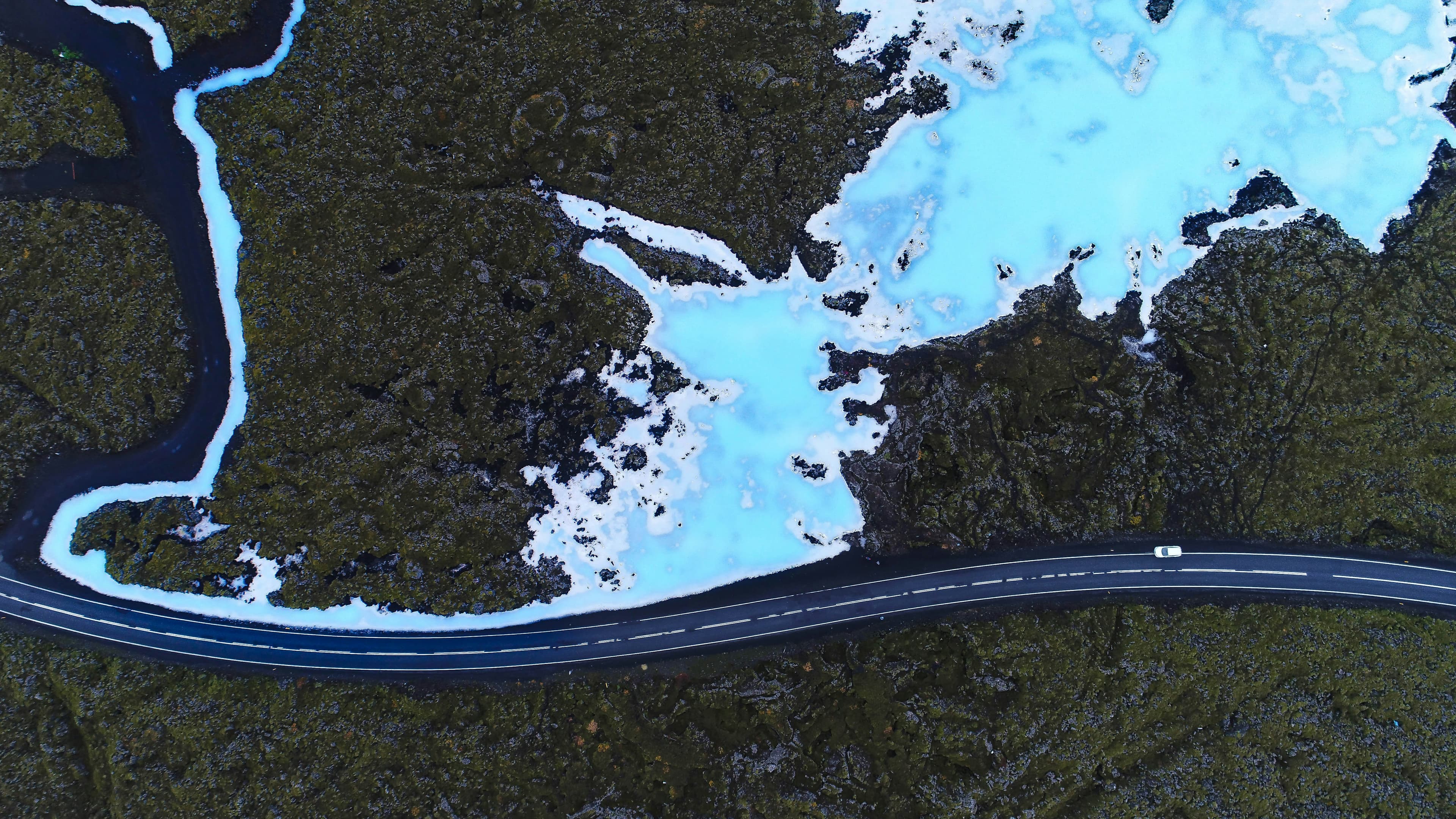 Reykjavik Hotels: Private Transfer To or From Blue Lagoon: supplier photo 2