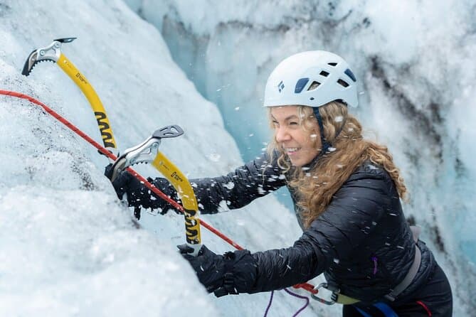 Sólheimajökull Glacier Hike & Ice Climbing Intro - Small Group: supplier photo 2