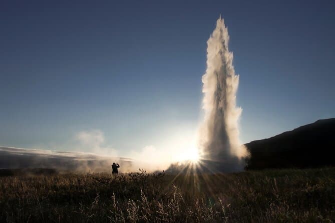Iceland's Golden Circle in Spanish with Pickup Included: supplier photo 3