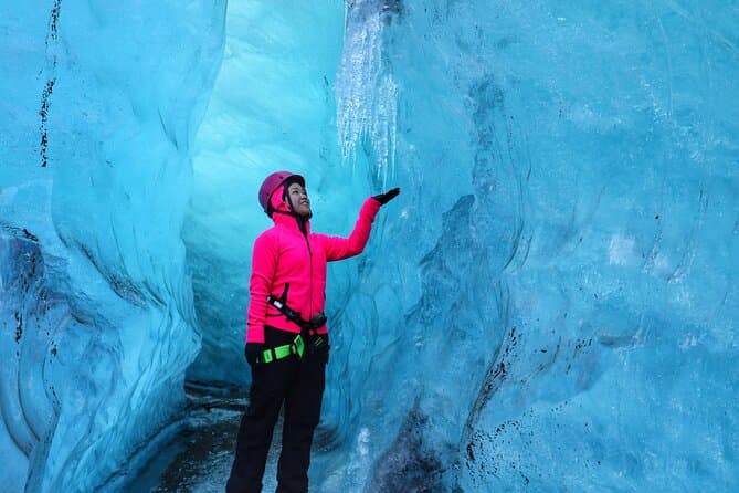 Private Blue Ice Cave Tour (from Jokulsarlon) Small Group Tour: supplier photo