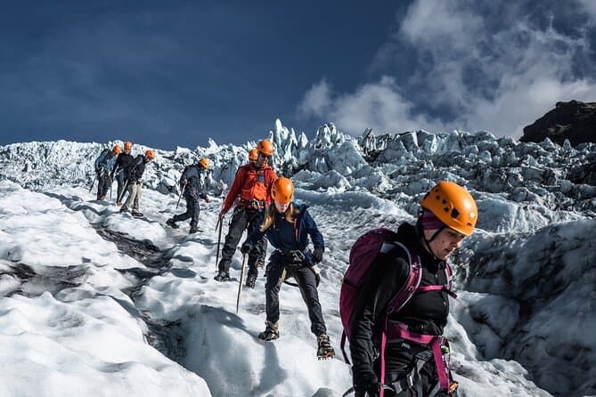 Skaftafell: 4h Small Group Glacier Hike with Guide and Transfer: supplier photo 2