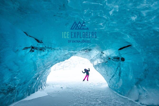 Ice Cave and Glacier Exploration Tour of Vatnajökull from Jökulsárlón: supplier photo 2