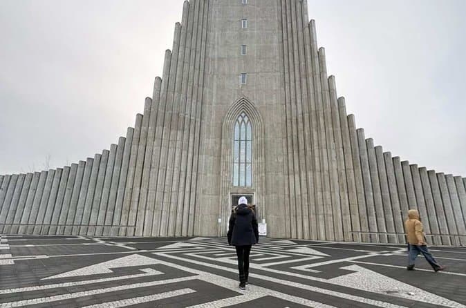 Private Transfer from Reykjavik to Blue Lagoon: supplier photo 4