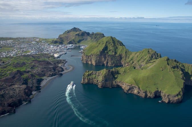 Private Westman Islands: Volcano, Wildlife and Scenic Views: supplier photo 4