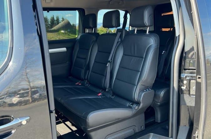 Private Keflavík Airport Transfer to Reykjavík Hotels: photo supplied by the booking partner