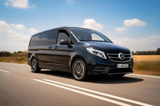 Keflavik Airport Blue Lagoon & Reykjavik Private Transfer: photo supplied by the booking partner
