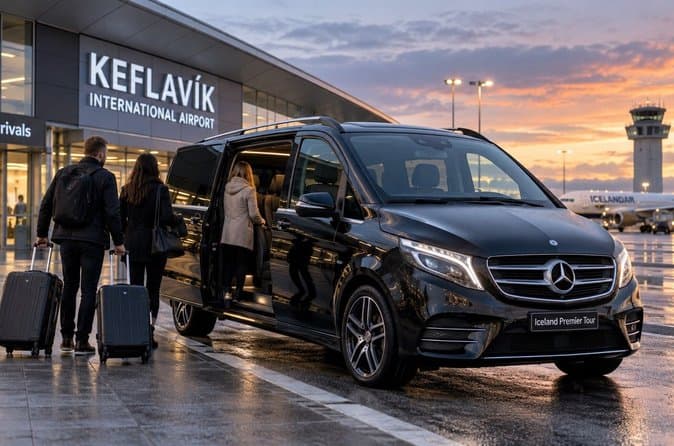 Private transfer Keflavik Airport Reykjavik And Blue lagoon: photo supplied by the booking partner