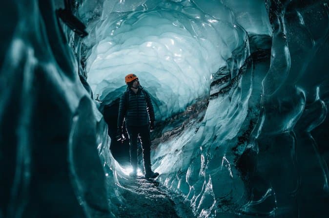 3 Hours Katla Ice Cave Tour/Meet in Vík: supplier photo 4